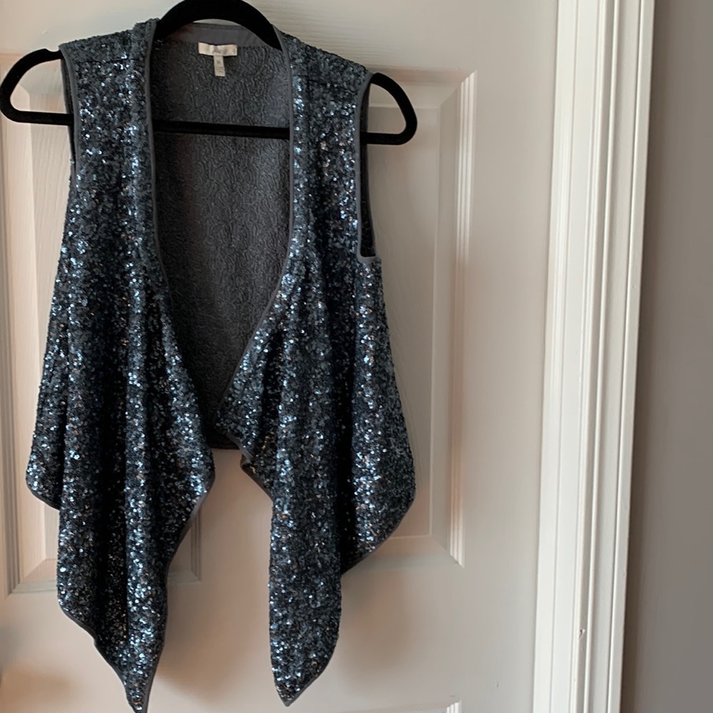 Joie fancy sparkly vest. Bluish gray with sequins. Excellent condition.